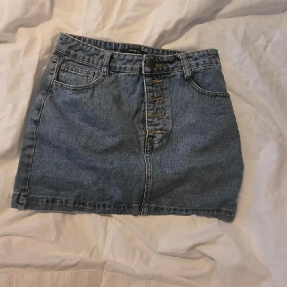Forever 21 Embroidered Rainbow Pocket Denim Mini Skirt - Size Small Y2K retro